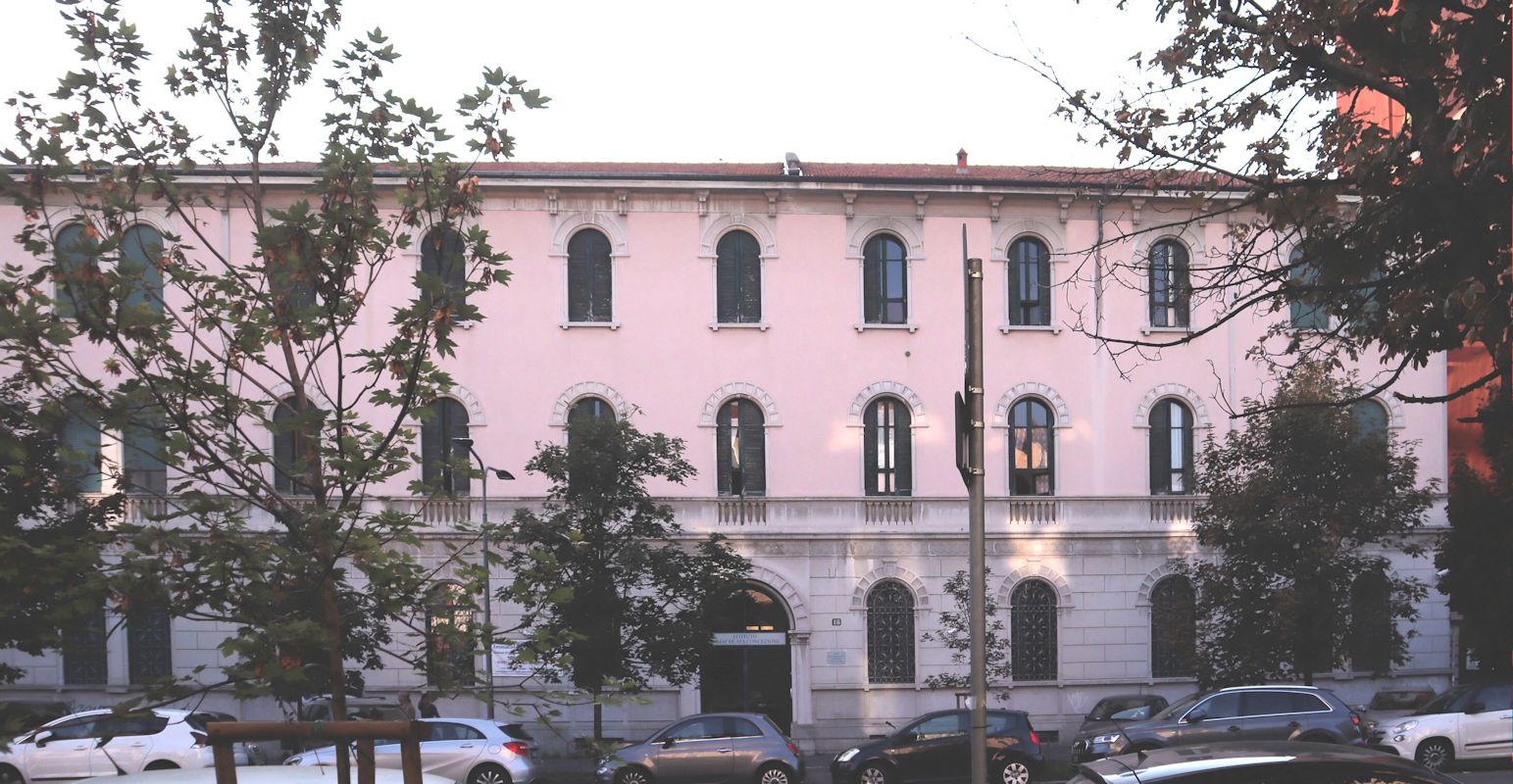 Institut der „Töchter der Unbefleckten Empfängnis von Buenos Aires&rbdquo; in Mailand