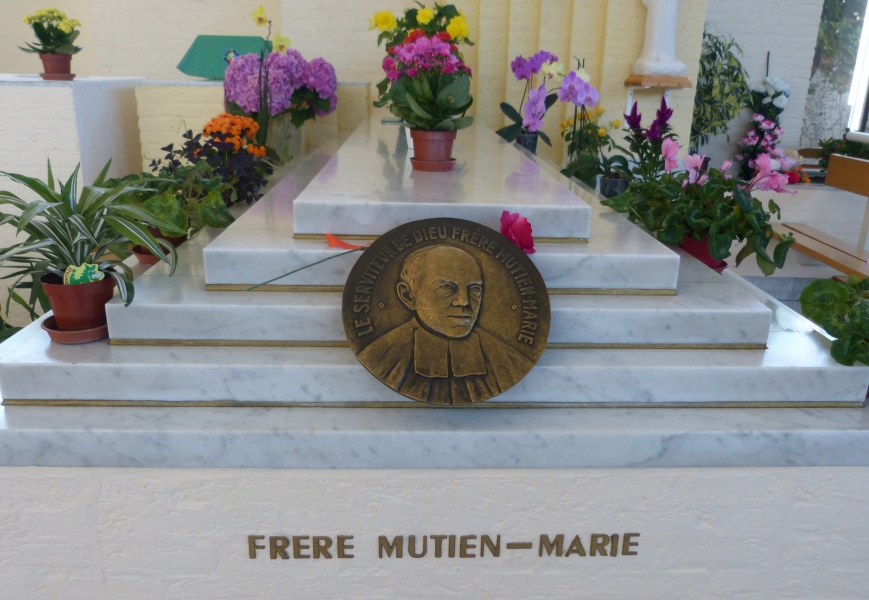 Mutien-Marie Wiaux' Grab in der Kapelle in Malonne