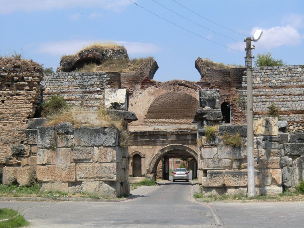 Das Nordtor der Stadtmauer von Íznik aus der Römerzeit