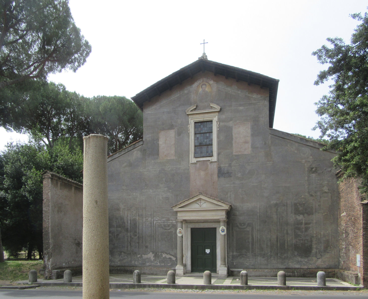 Kirche Santi Nereo e Achilleo in Rom