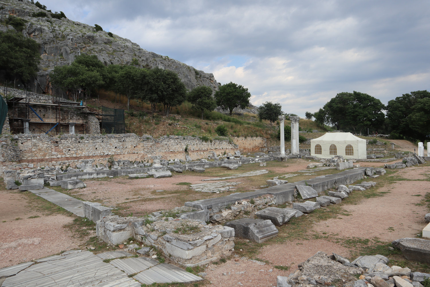 Reste der im 5. Jahrhundert erbauten  Basilika A in den Ruinen von Philippi