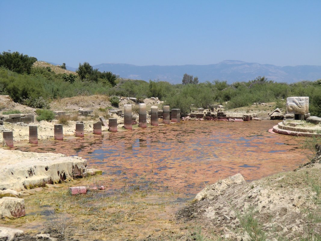 Reste des Hafens in der Löwenbucht von Milet