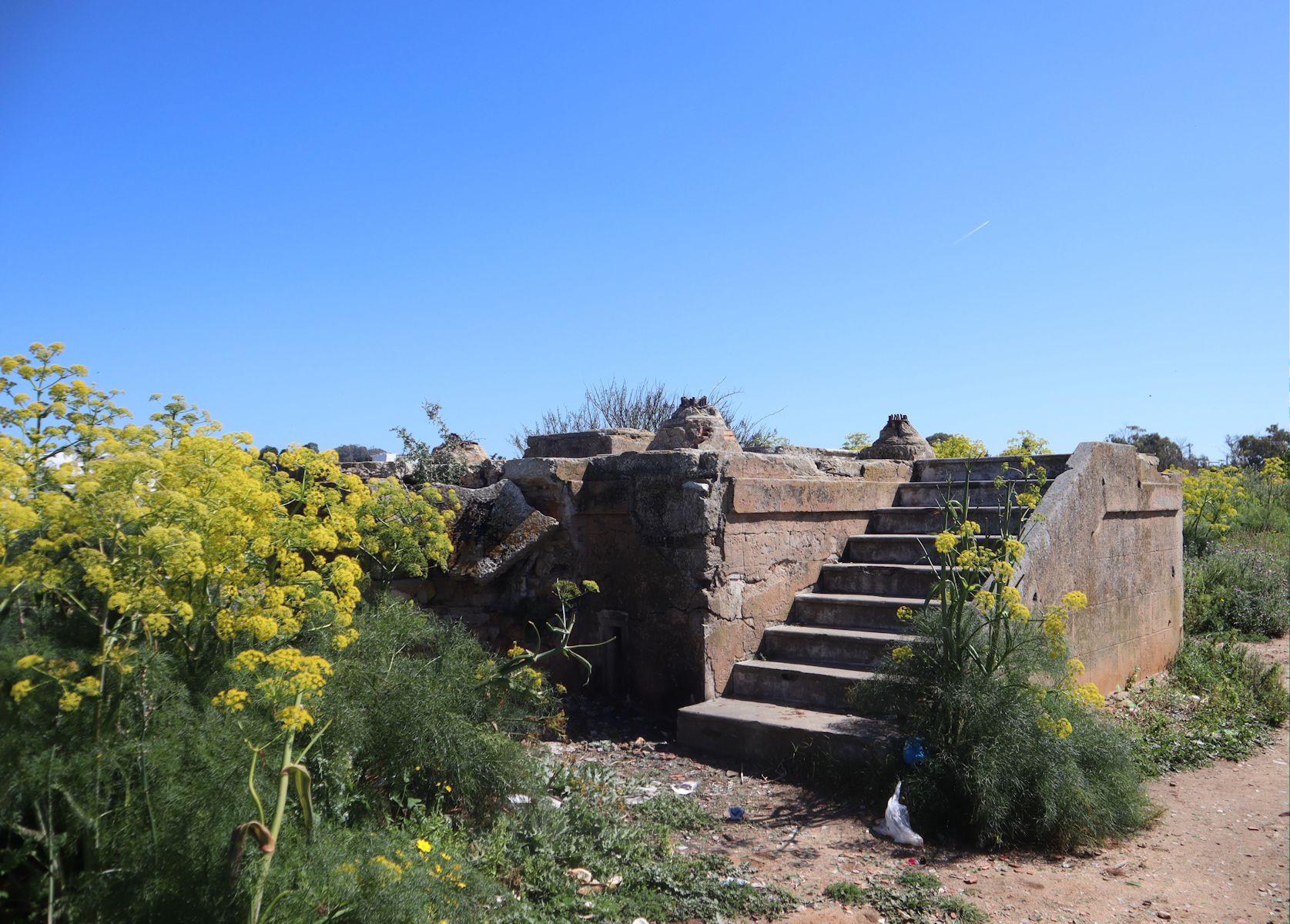 Reste der Kapelle auf dem Gelände der früheren „großen Basilika” - heute Basilika Mcidfa in Karthago