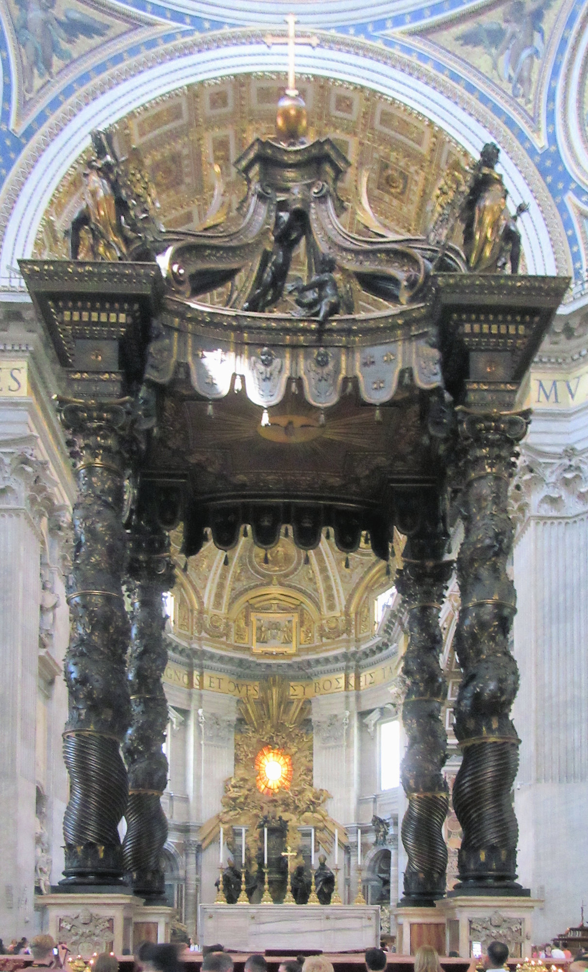 Gian Lorenzo Bernini: Baldachin, 1624 - 1633, über dem Petrus-Grab im Petersdom in Rom