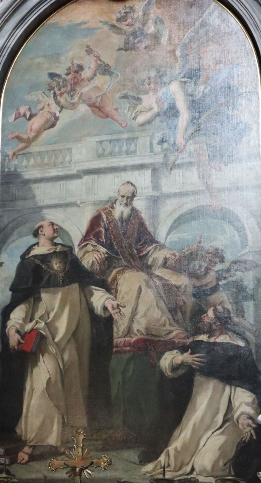 Sebastiano Ricci: Petrus (rechts) mit Thomas von Aquin (links) vor Papst Pius V. , 1733, in der Kirche Santa Maria del Rosario in Venedig