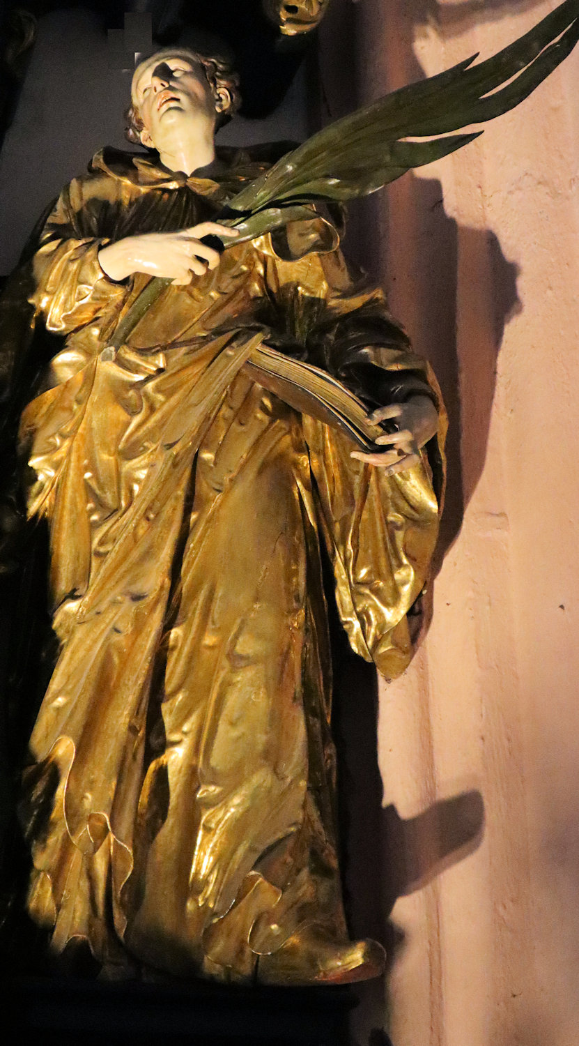 Statue, um 1680, am Wolfgangaltar in der Kirche des ehemaligen Klosters Mondsee