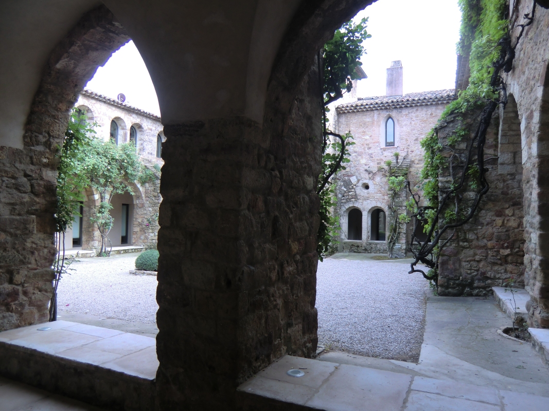 ehemaliges Kartäuserinnenkloster Celle-Roubaud, heute Weingut in Privatbesitz