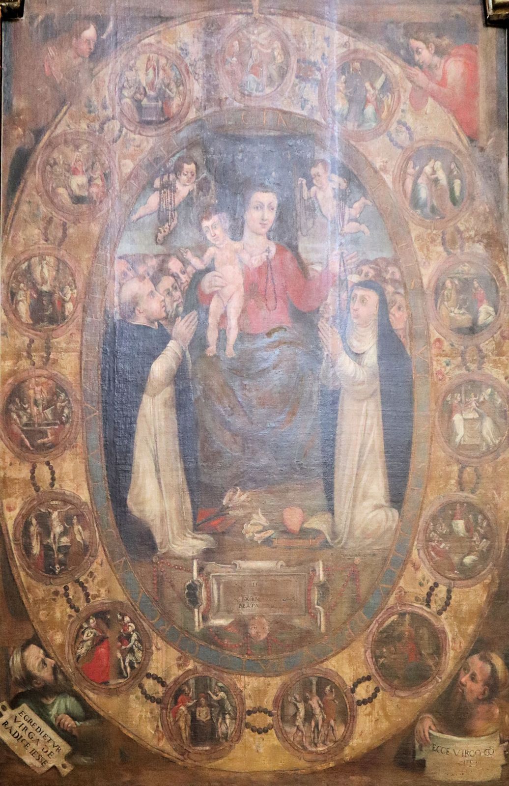 Maria</a>, umrahmt von den traditionellen „15 Geheimnissen” des Rosenkranzes, Altarbild, 16. Jahrhundert, in der Kirche San Benedetto martire in San Benedetto del Tronto in den Marken