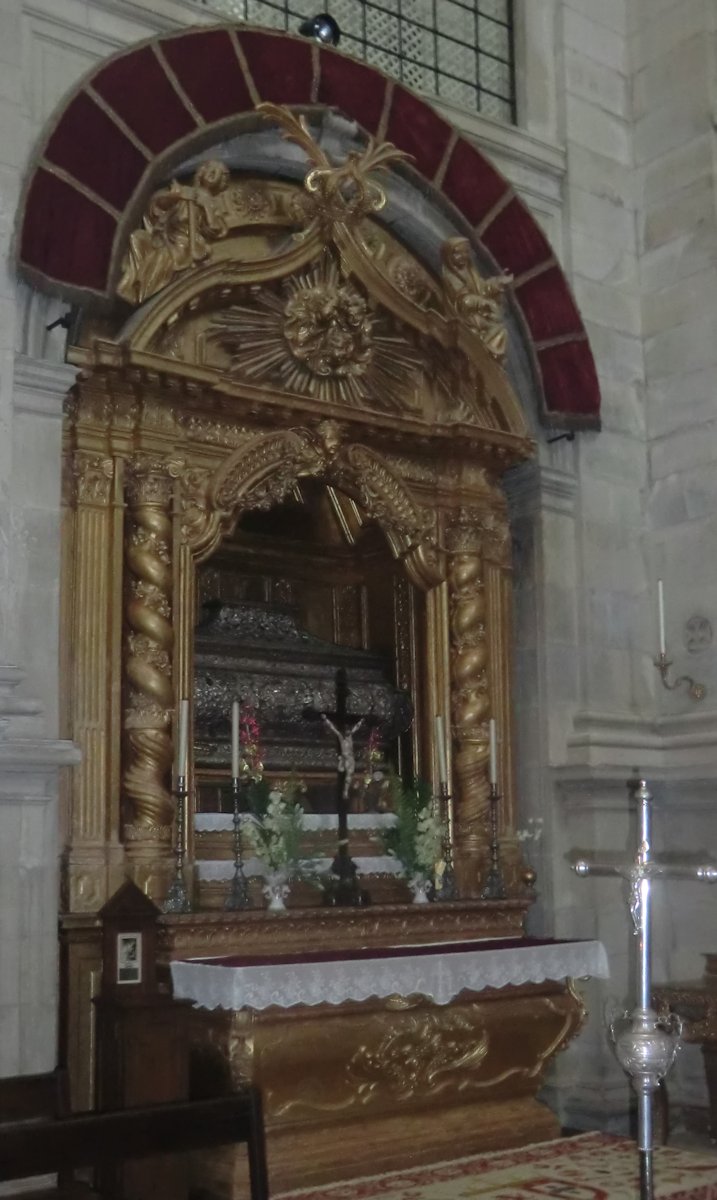 Manuel Carneiro: Sanchas Grab, 1715, in der Klosterkirche in Lorvão