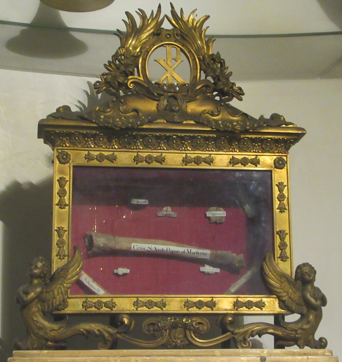 Armreliquie, im Museum der Kirche San Paolo fuori le Mura in Rom