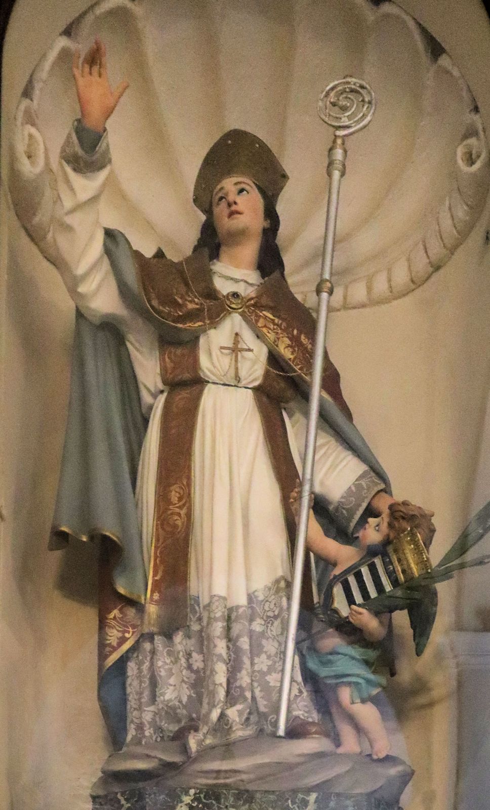 Statue in der Kathedrale Santa Maria Assunta in Sora