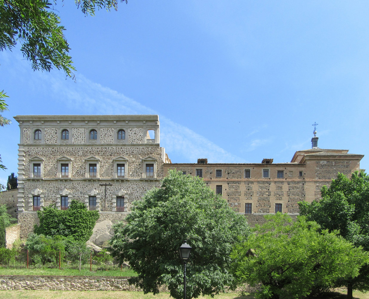 Das 1607 bezogene neuere Kloster der Unbeschuhten Karmelitinnen in Toledo