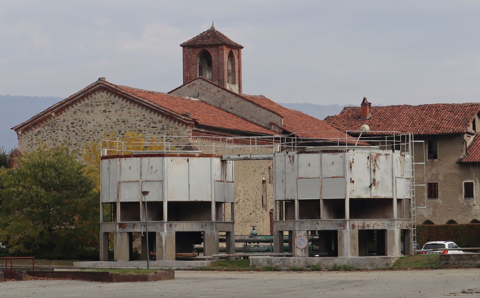 Kirche und Kloster San Bernardino in Ivrea