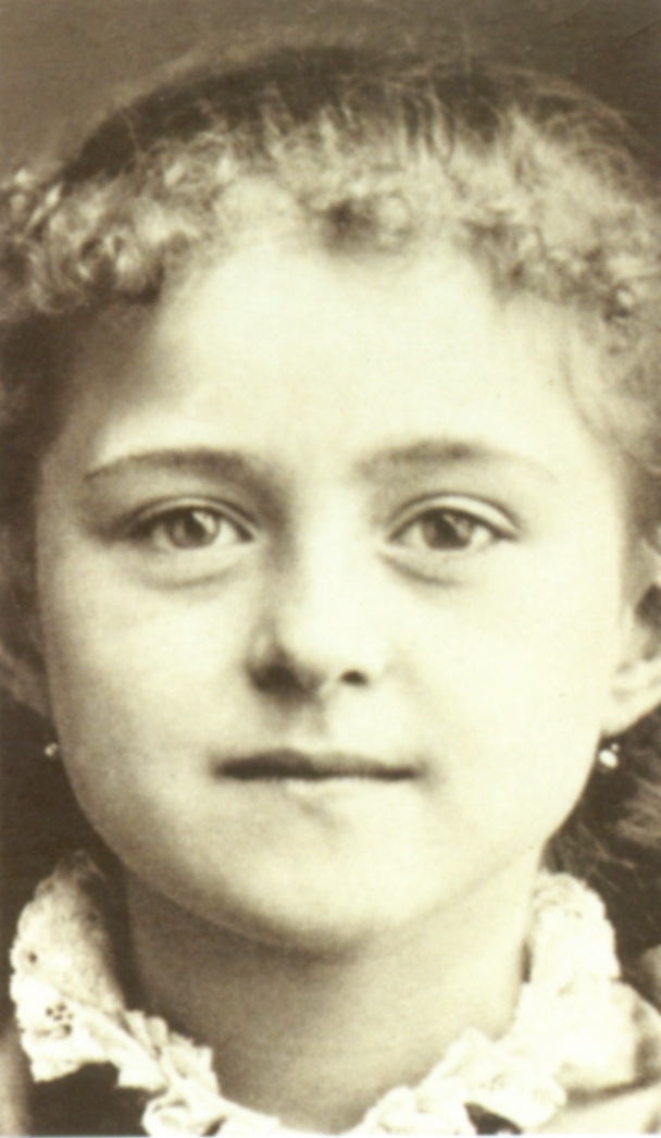 Marie-Françoise im Alter von acht Jahren