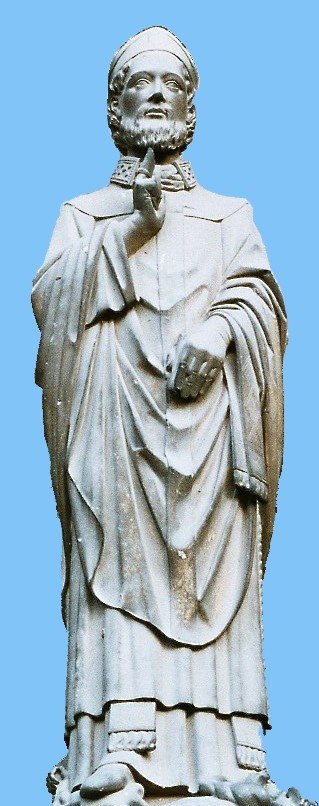 Statue an der nach Ursinus benannten Kathedrale in Bourges