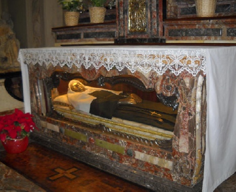 Veronikas Sarg in der Pfarrkirche in Binasco