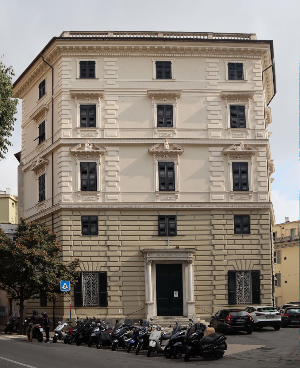Kirche San Bartolomeo degli Armeni, heute integriert in diesem Wohnhaus in Genua