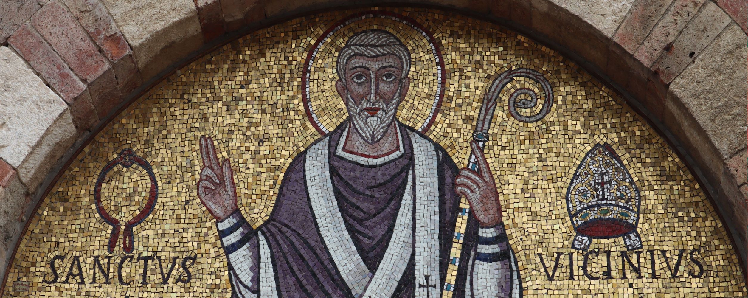 Mosaik am Dom in Sarsina