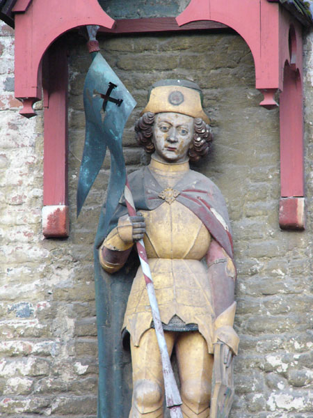 Statue am Dom in Xanten