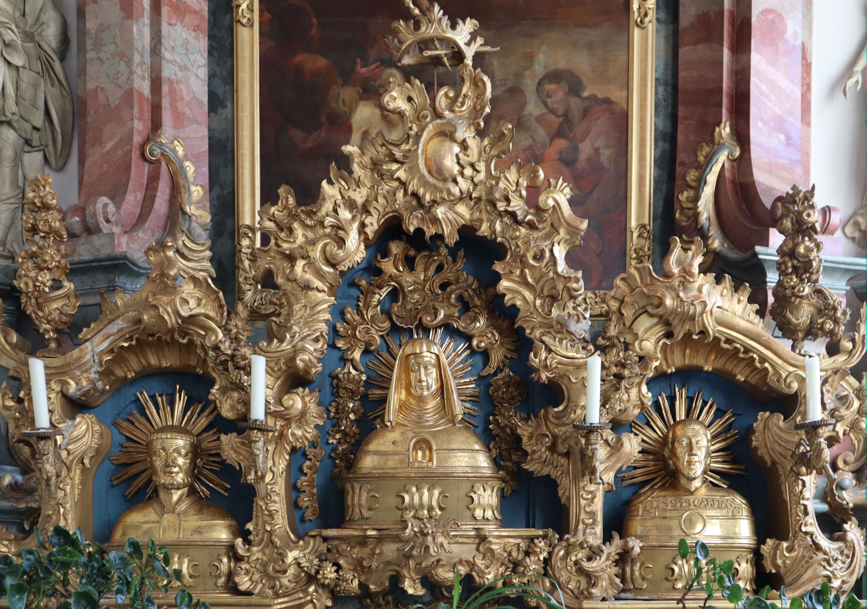 Reliquiare für Wunibald (links), Walburga (Mitte) und Willibald, um 1350 in Nürnberg gefertigt, in der Pfarrkirche St. Nikolaus in Scheer bei Sigmaringe