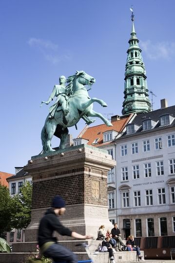 Reiterstatue auf dem Højbro Platz in Kopenhagen