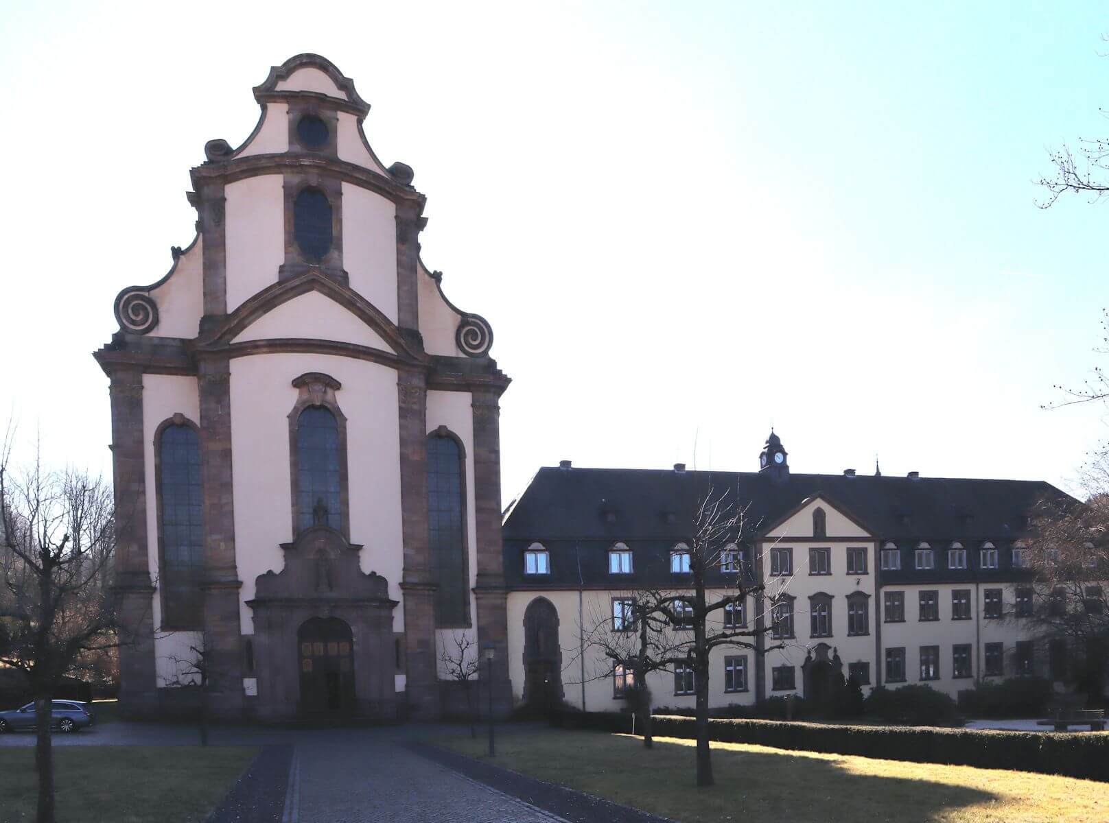 das  wieder aufgebaute Kloster Himmerod