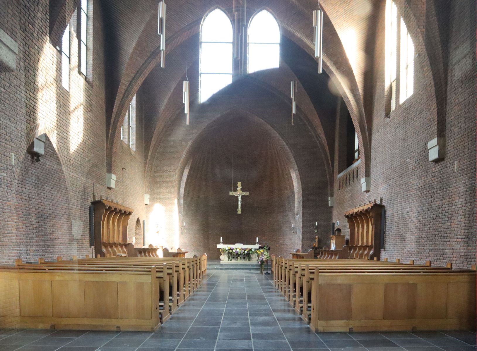 1934/1935 errichtete Kirche des heutigen Klosters Egmond
