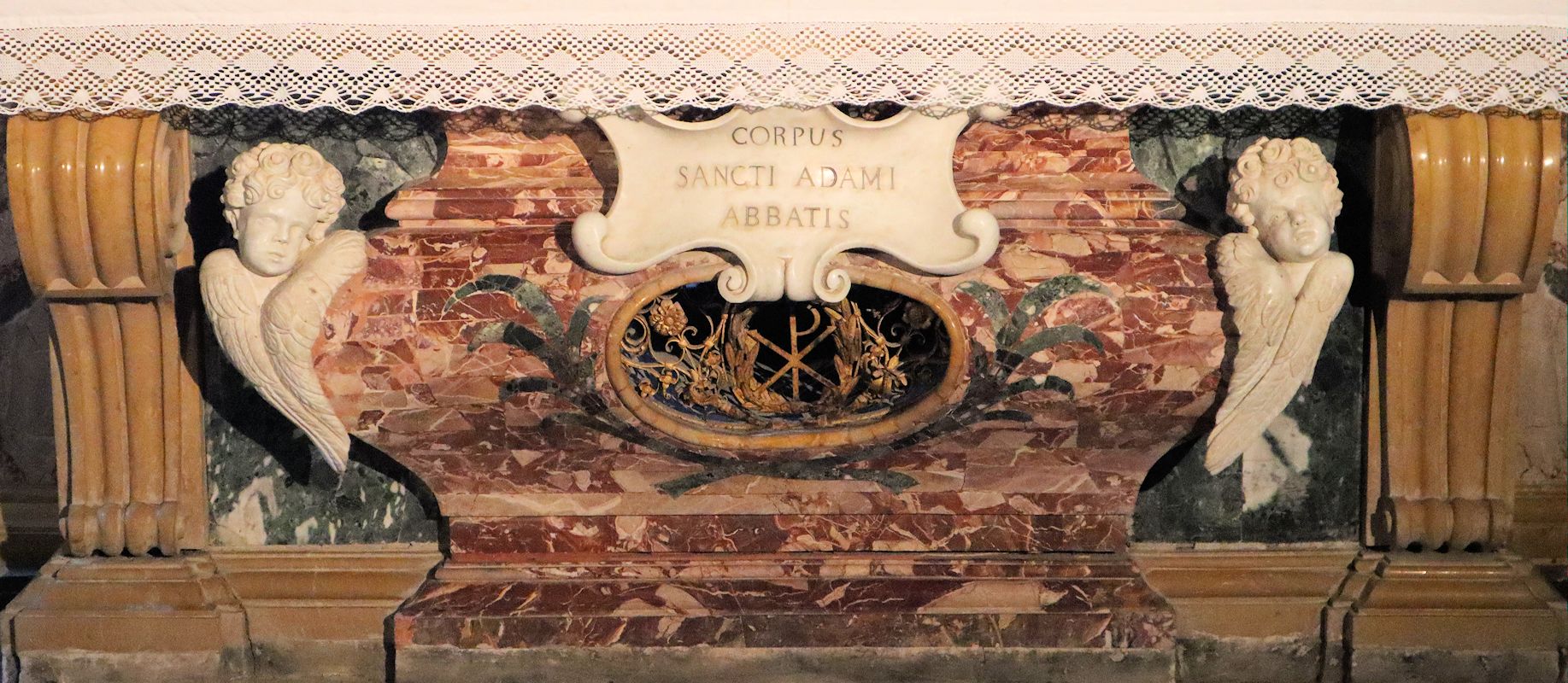 Adams Reliquien in der Kathedrale in Fermo