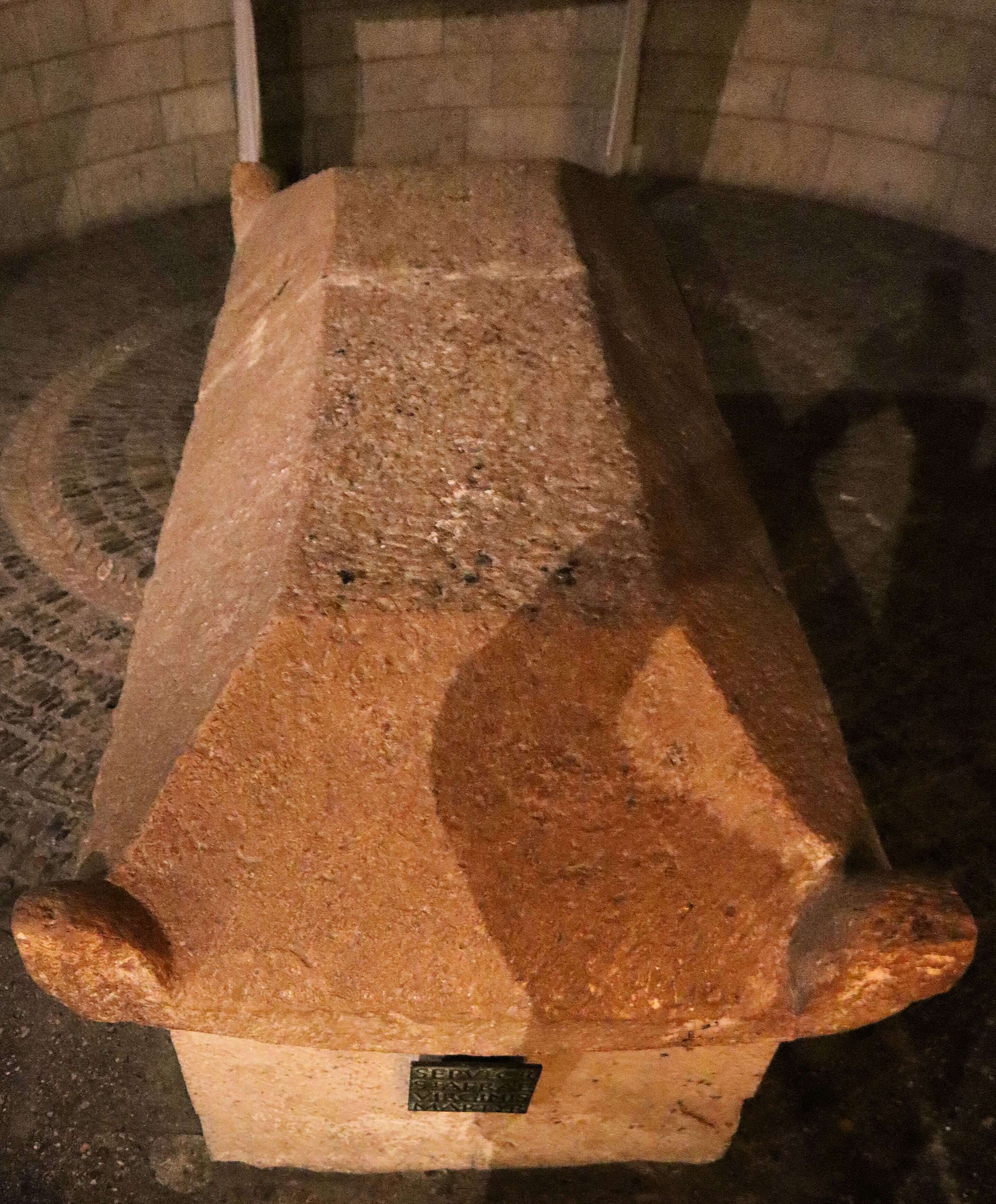 Afra atribuído caixão na cripta de St. Ulrich e Afra em Augsburg