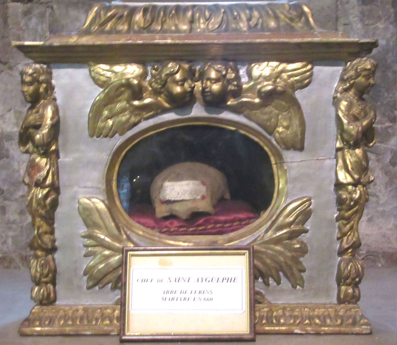 Kopfreliquie in der Kathedrale in Grasse