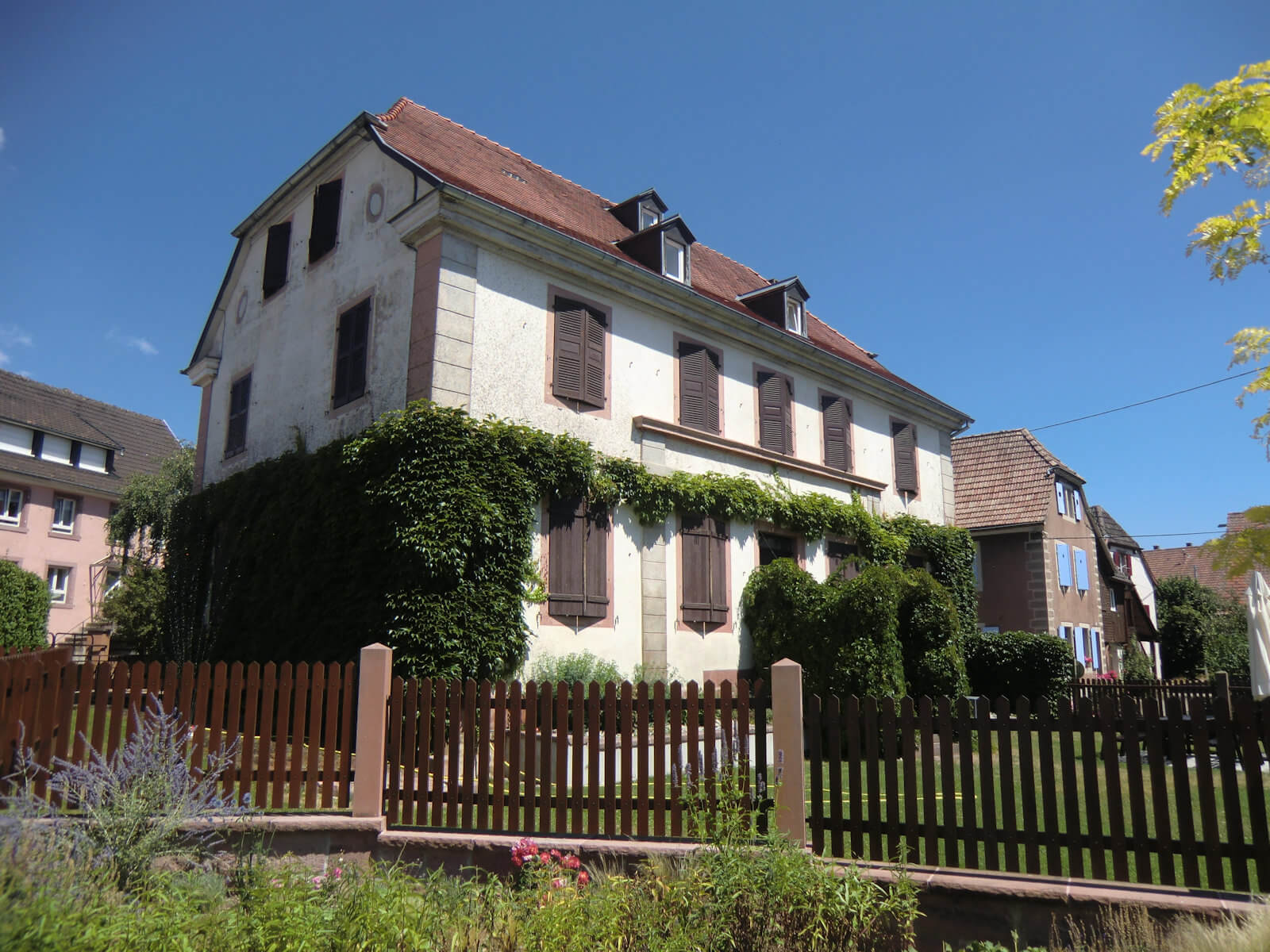 Pfarrhaus in Günzbach, wo Schweitzer Kindheit und Jugendzeit verbrachte