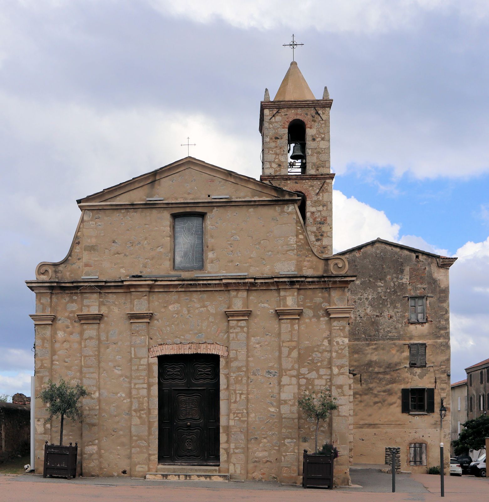 Die wohl ältewste Kirche auf Korsika, die frühere Kathedrale von Aléria, heute die Pfarrkirche San Marcellu