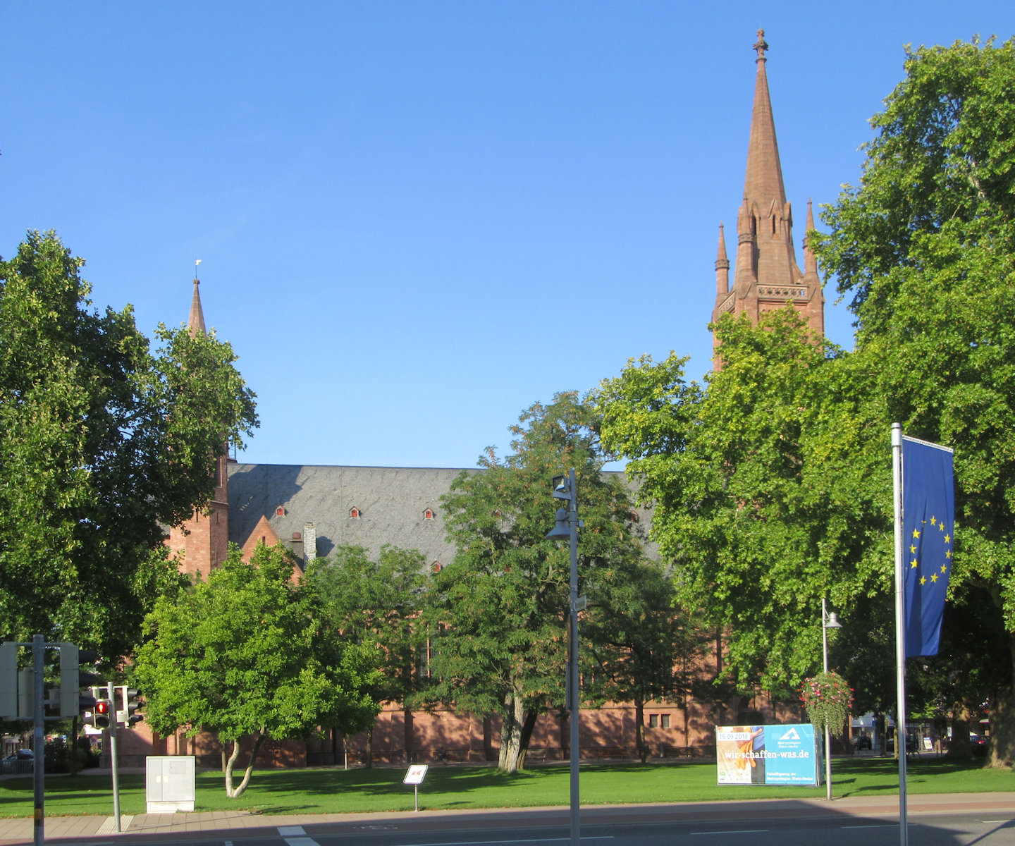 evangelische Lukaskirche in Lampertheim