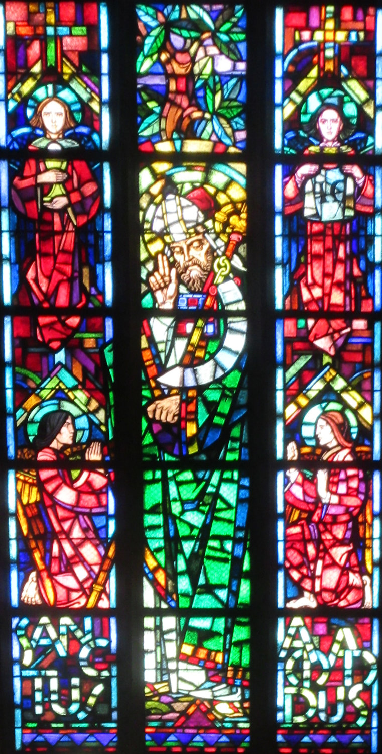 Glasfenster, um 1955, in der Kirche Alt-St.-Peter (katholischer Teil) in Straßburg