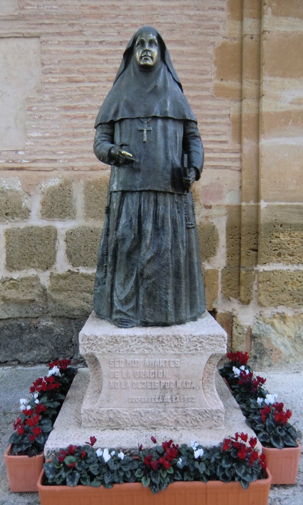 Statue vor dem Klarissenkloster in Ronda bei Málaga