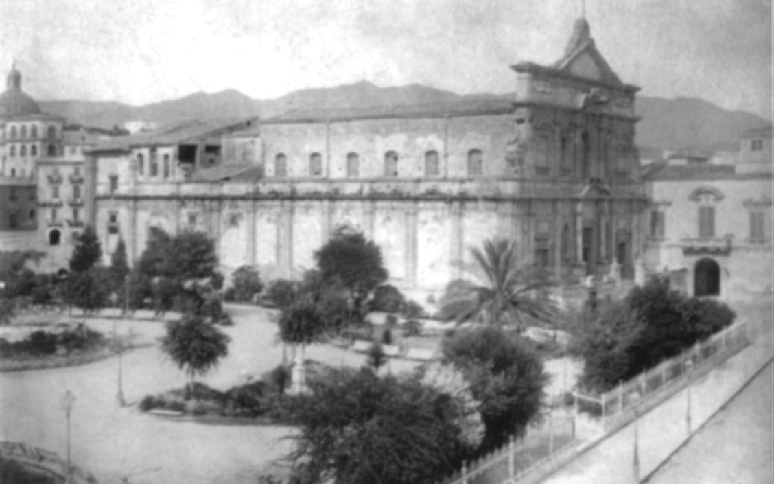 Kirche San Giovanni di Malta in Messina, in der Annibale seine Offenbarung empfing und die die Kirche seiner Orden wurde, kurz vor dem verheerenden Erdbeben von 1908