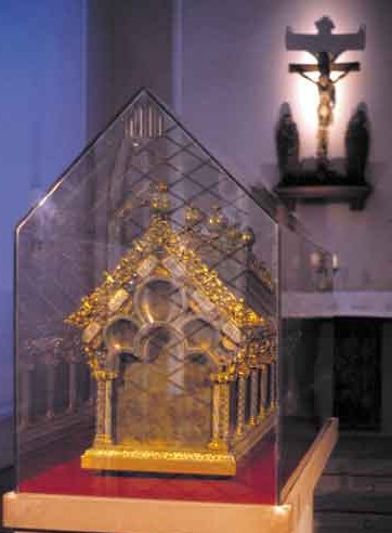 Annoschrein in der Abtei in Siegburg