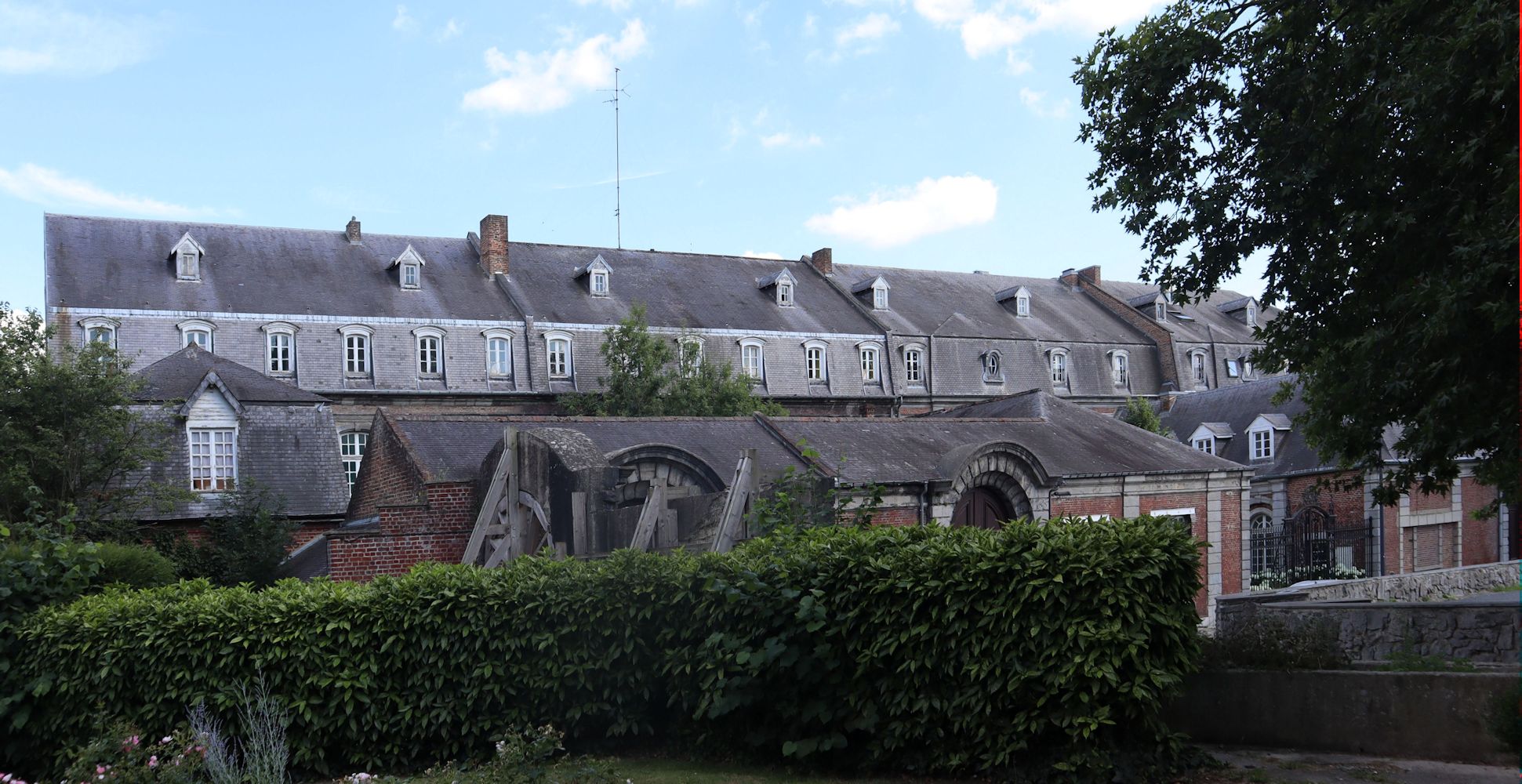 Konventsgebäude des ehemaligen Klosters Maubeuge