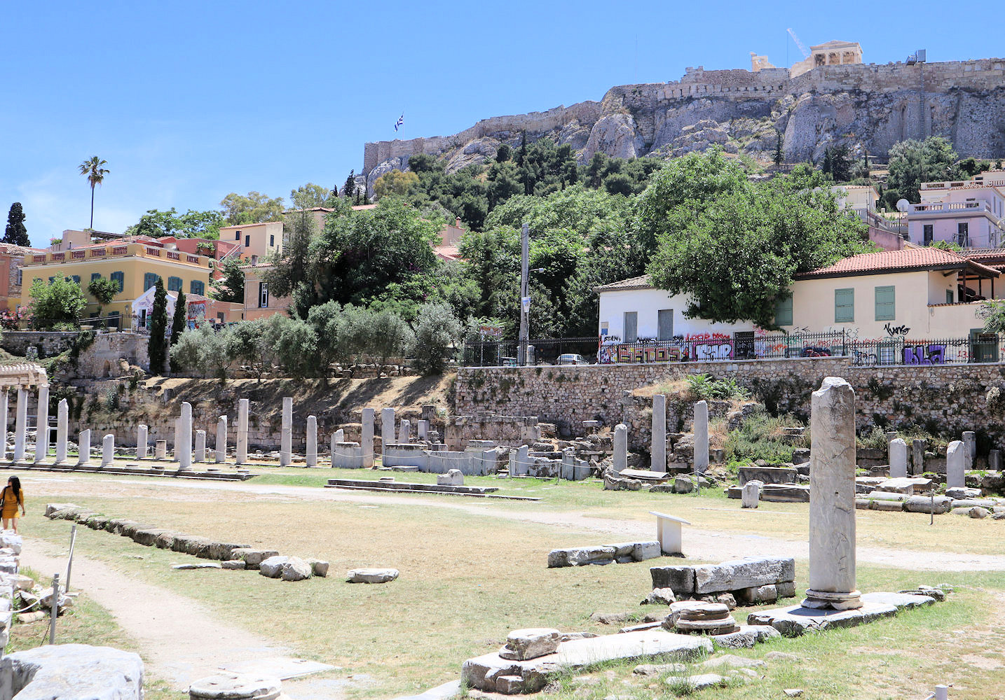römische Agora in Athen, im Hintergrund die Akropolis