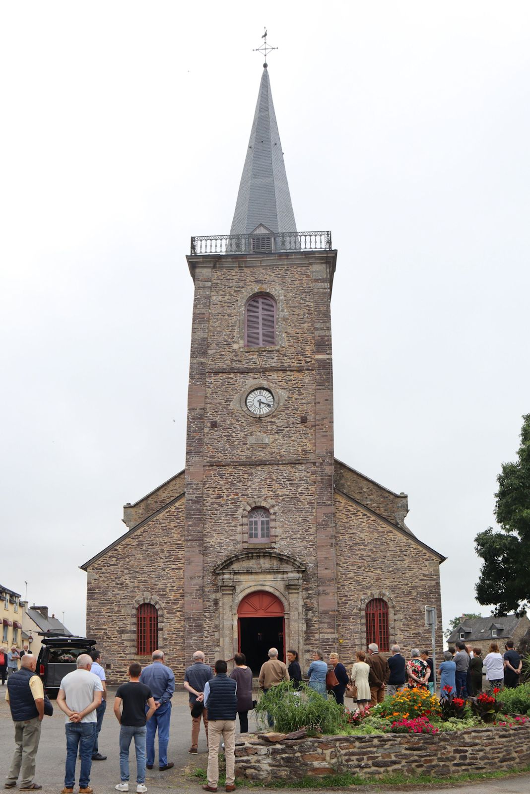 Pfarrkirche in Campénéac