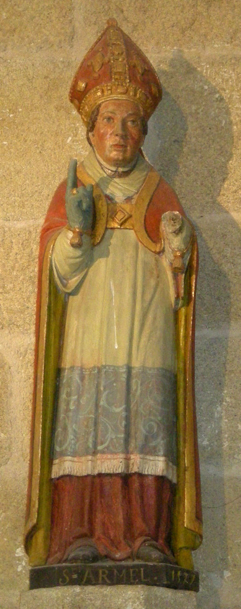 moderne Statue in der Kapelle Notre-Dame-des-Fleurs in Plouharnel in der Bretagne