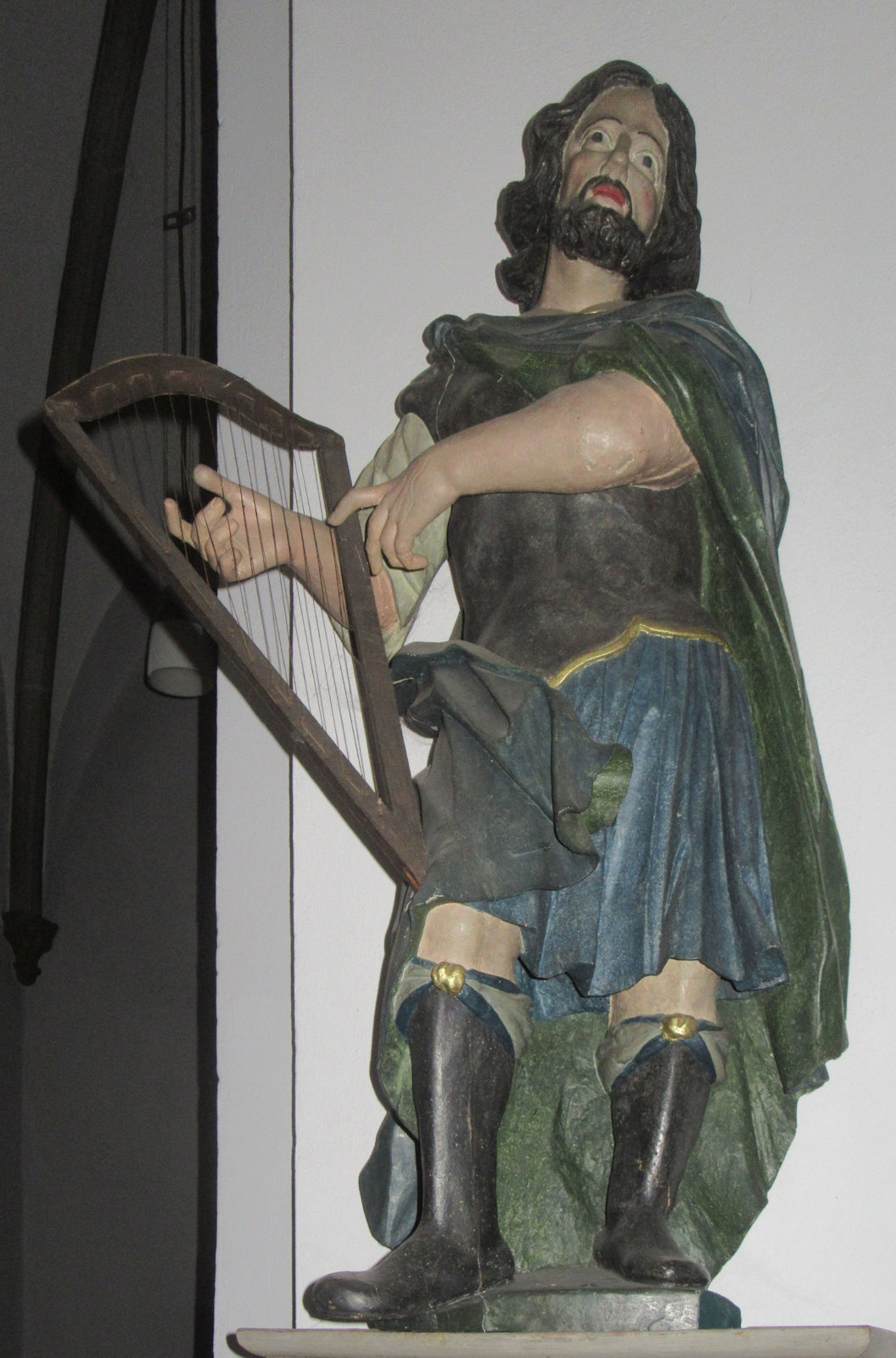 Statue, um 1800, in der Arnoldskapelle in Arnoldsweiler