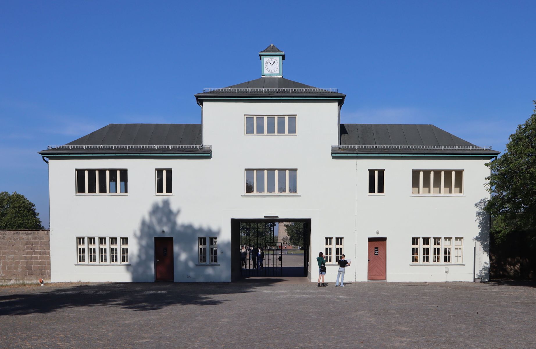 Lagereingang des ehemaligen Konzentrationslagers Sachsenhausen
