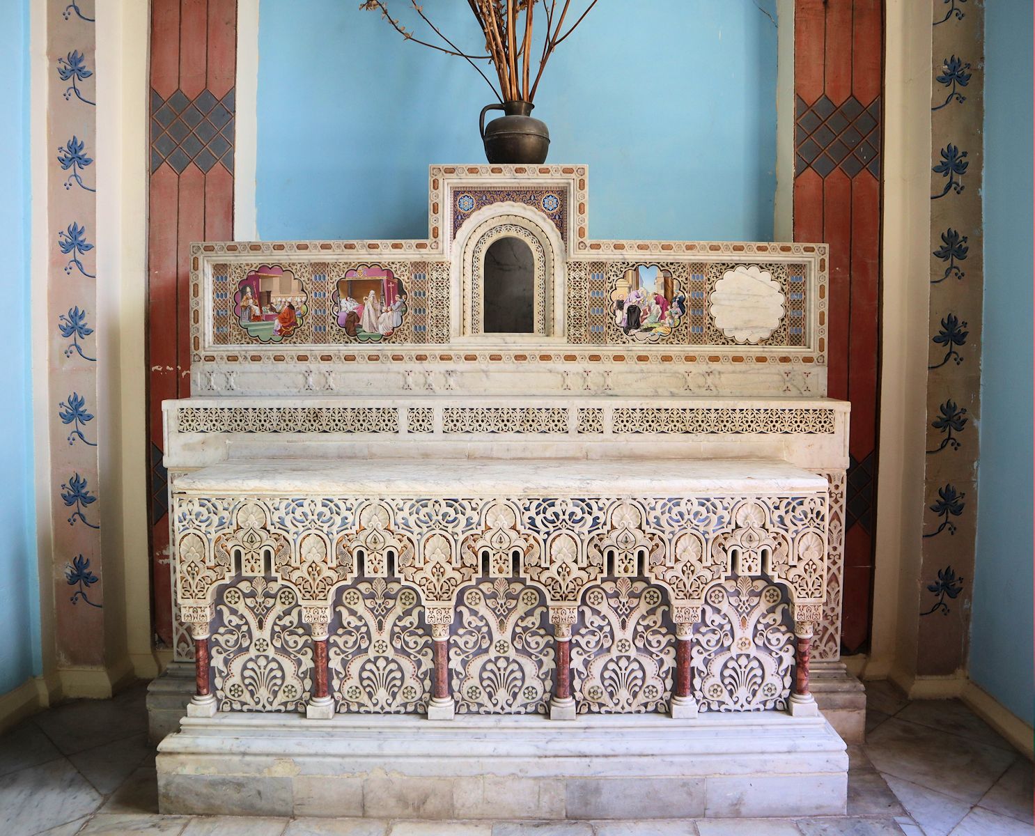 Augustinus geweihter Altar in der ehemaligen Kathedrale St-Louis in Karthago