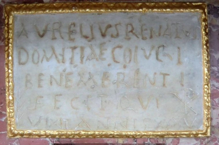 Grabinschrift von Aurelius Renatus und Domitia, in der Klosterkirche in Rot an der Rot