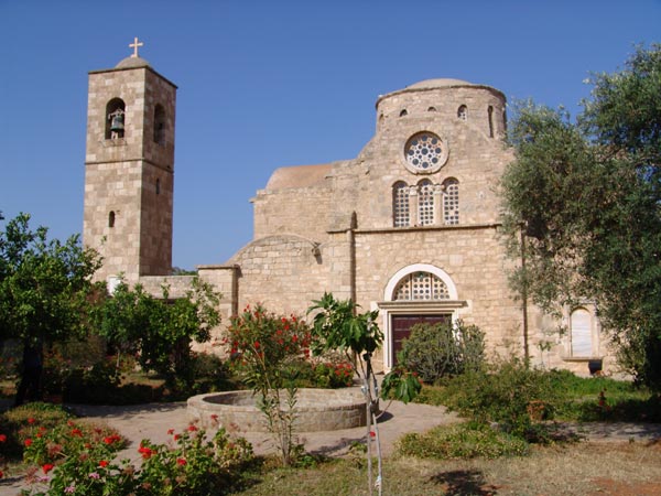 Barnabas-Kloster bei Salamis, 100 m vom Grab entfernt