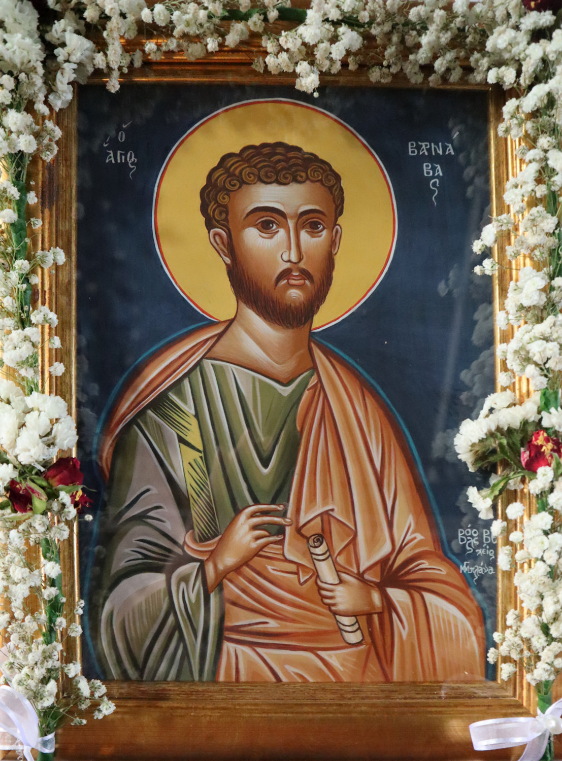 Die an seinem Festtag geschmückte Ikone in der Georgskirche in Agria bei Volos in Griechenland