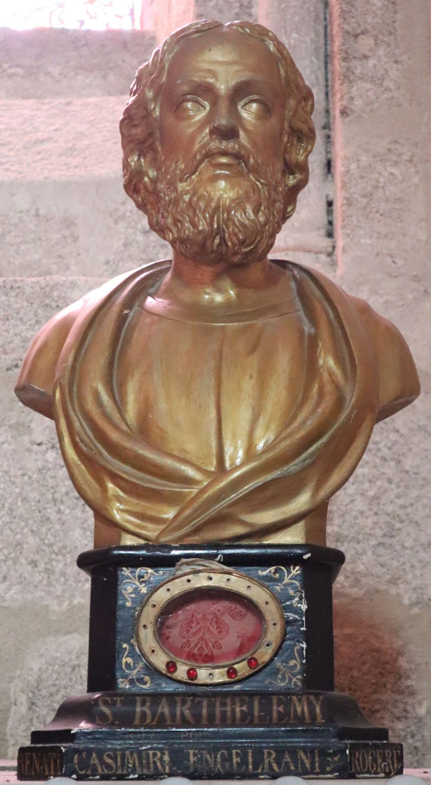 Reliquienbüste in der Kirche des ehemaligen Klosters in Benevent-l'Abbaye