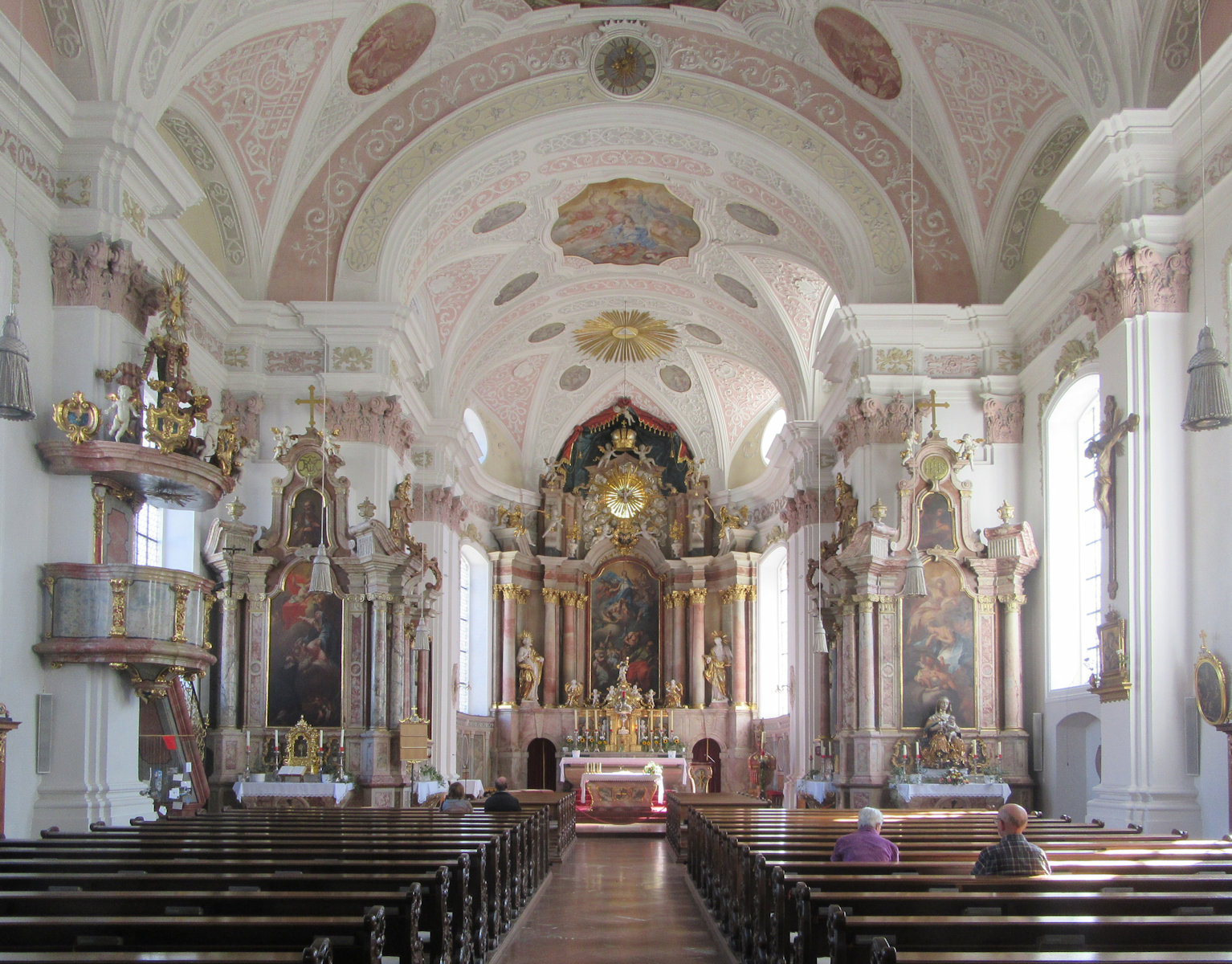 Dekanatspfarrkirche Maria Himmelfahrt in St. Johann in Tirol