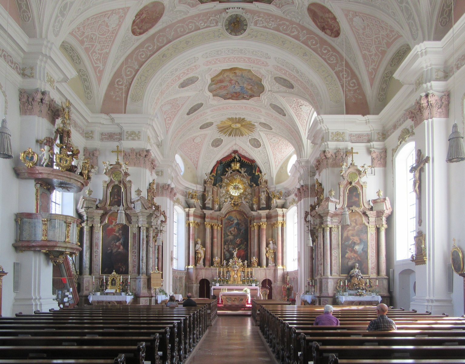 Dekanatspfarrkirche Maria Himmelfahrt in St. Johann in Tirol